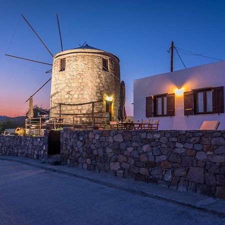 The Windmill Appartement Adamantas  Buitenkant foto